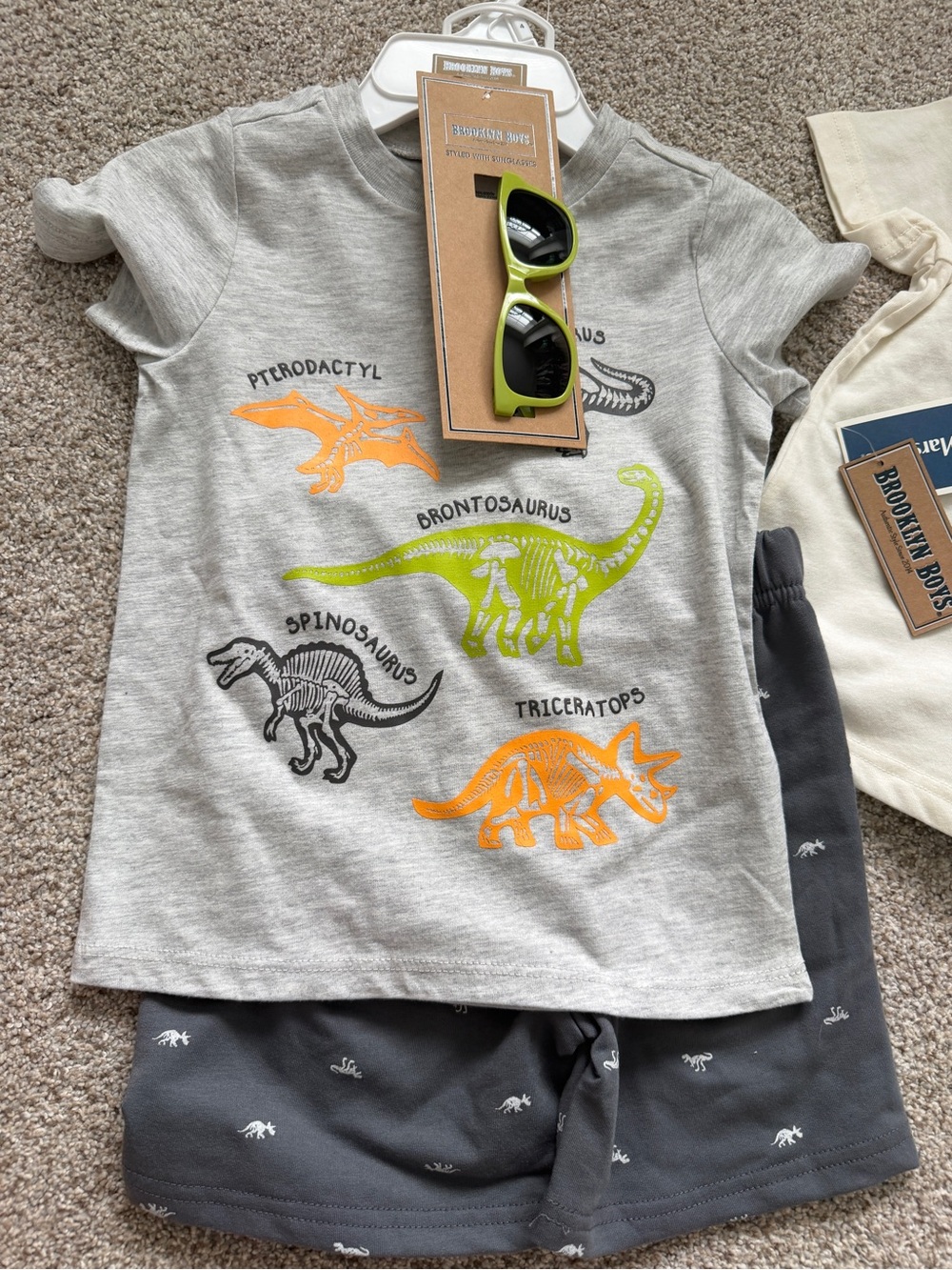 NWT Boys Outfit Bundle Size 4T - Picture 3 of 6